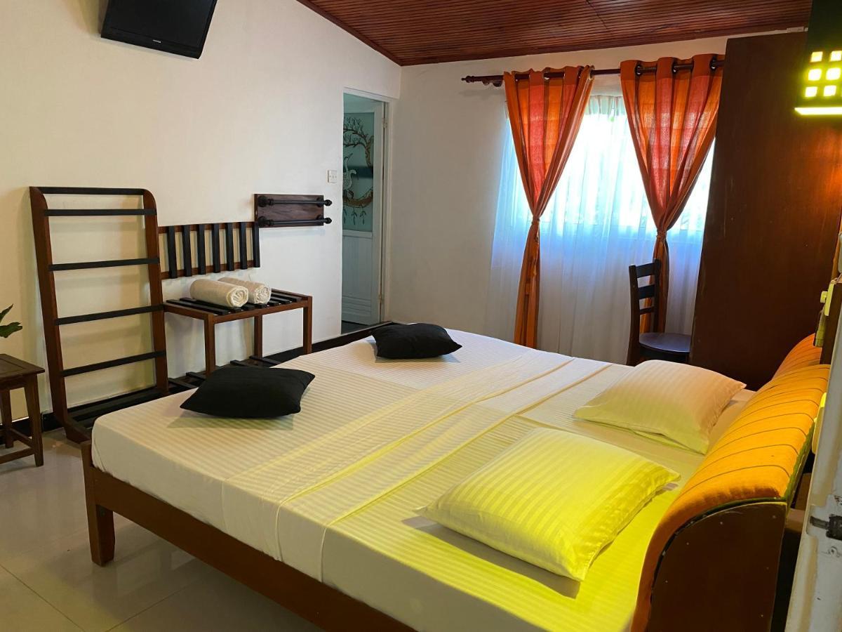 Beach Walk Hotel أونا واتونا المظهر الخارجي الصورة